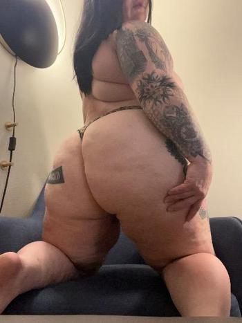 404-632-4247, 30  female escort, Gadsden