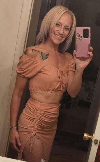 2518887554, female escort, Gadsden